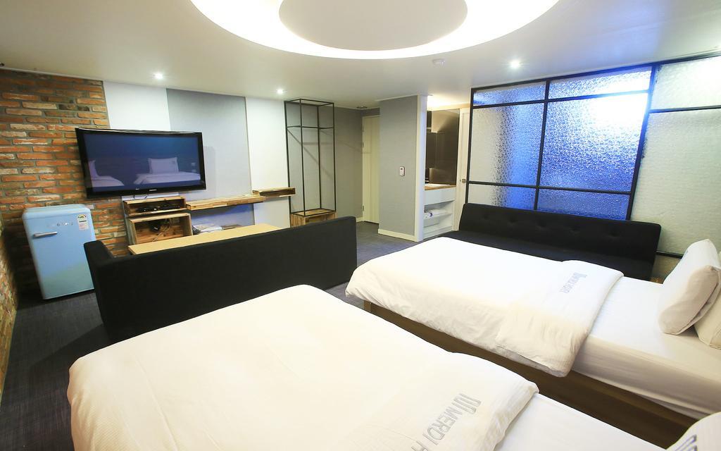 Merdi Hotel Suwon Esterno foto