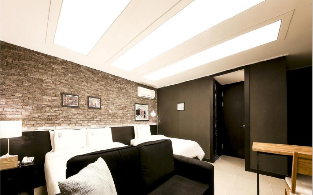 Merdi Hotel Suwon Camera foto