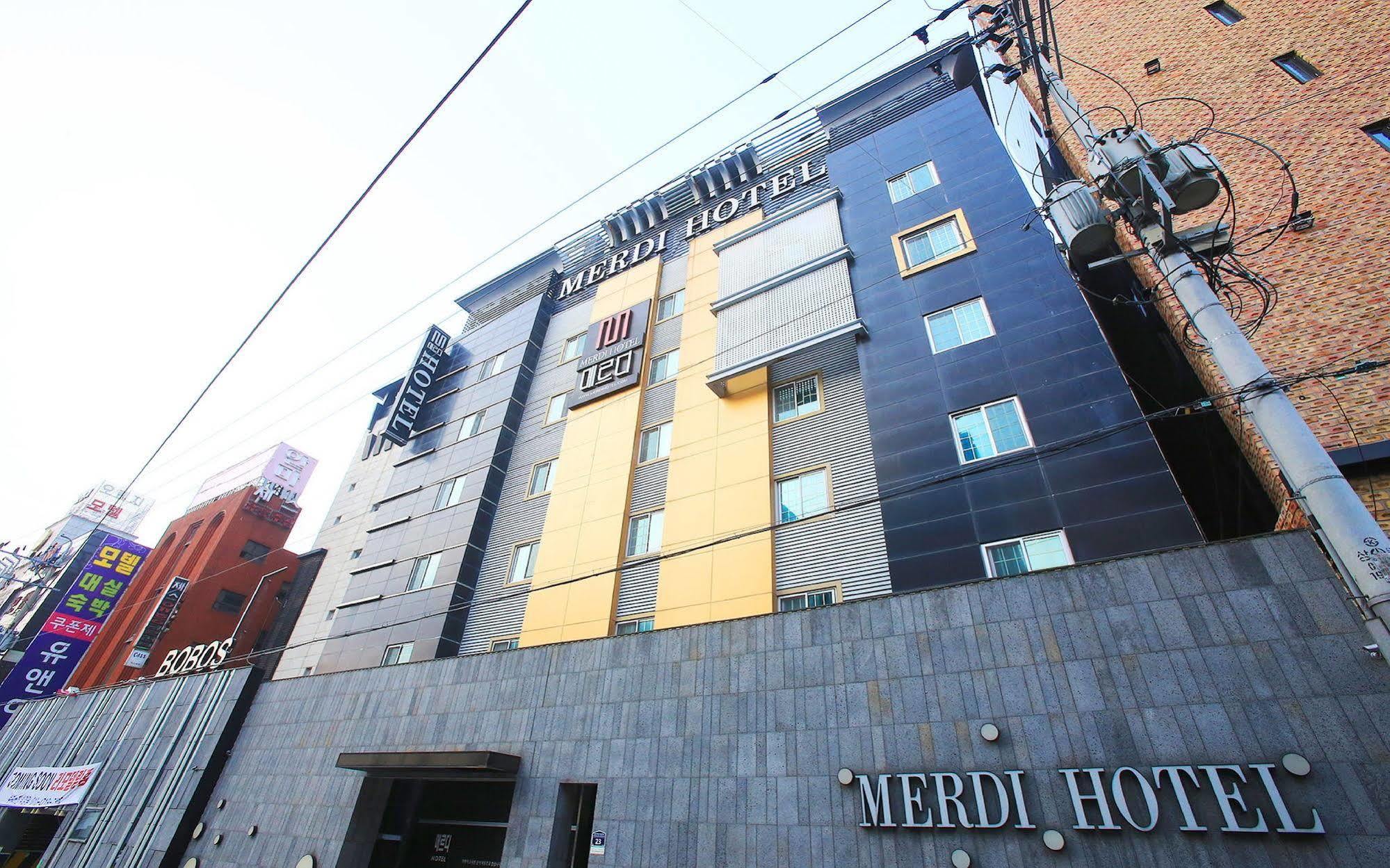Merdi Hotel Suwon Esterno foto